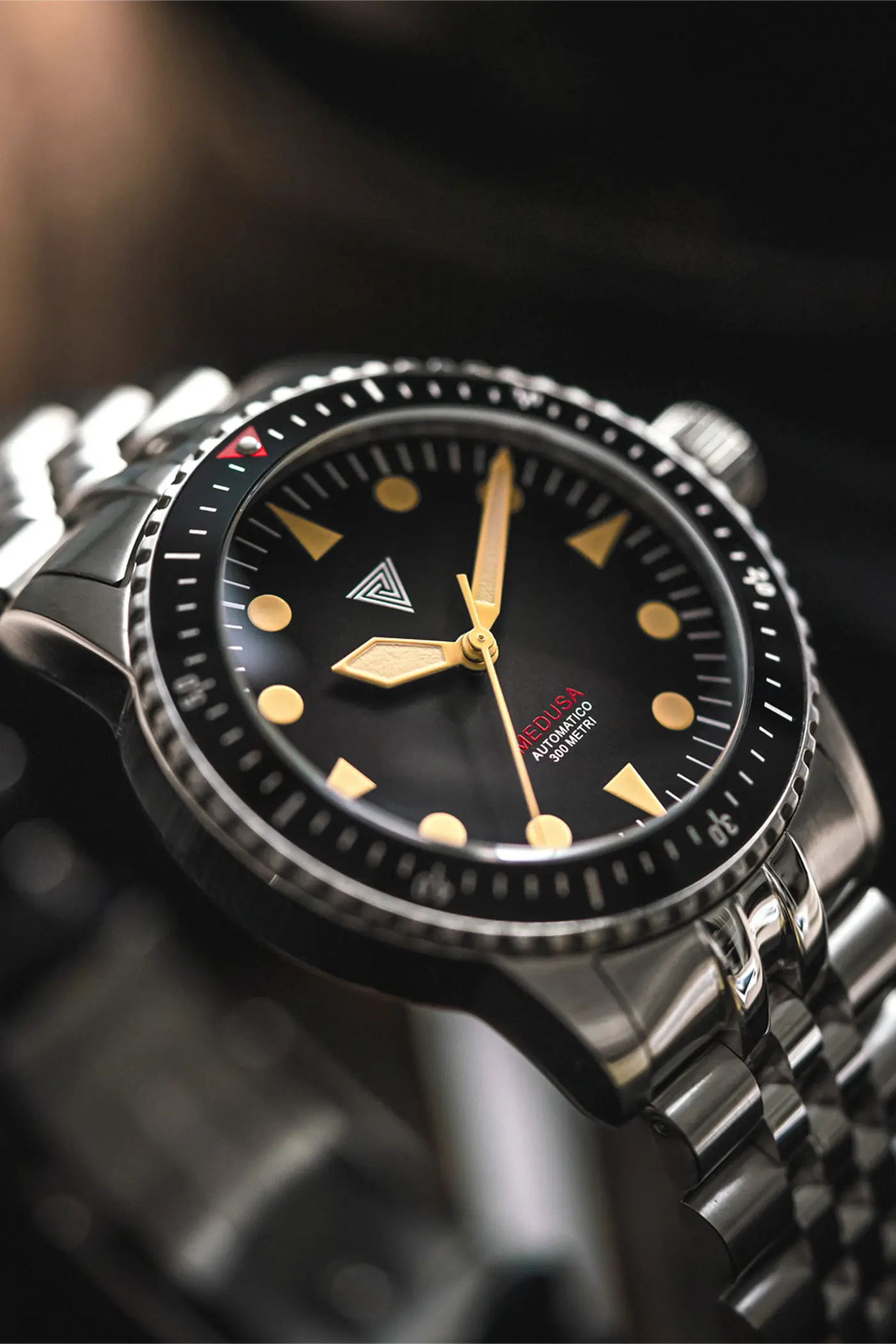 Vertigo Medusa Black