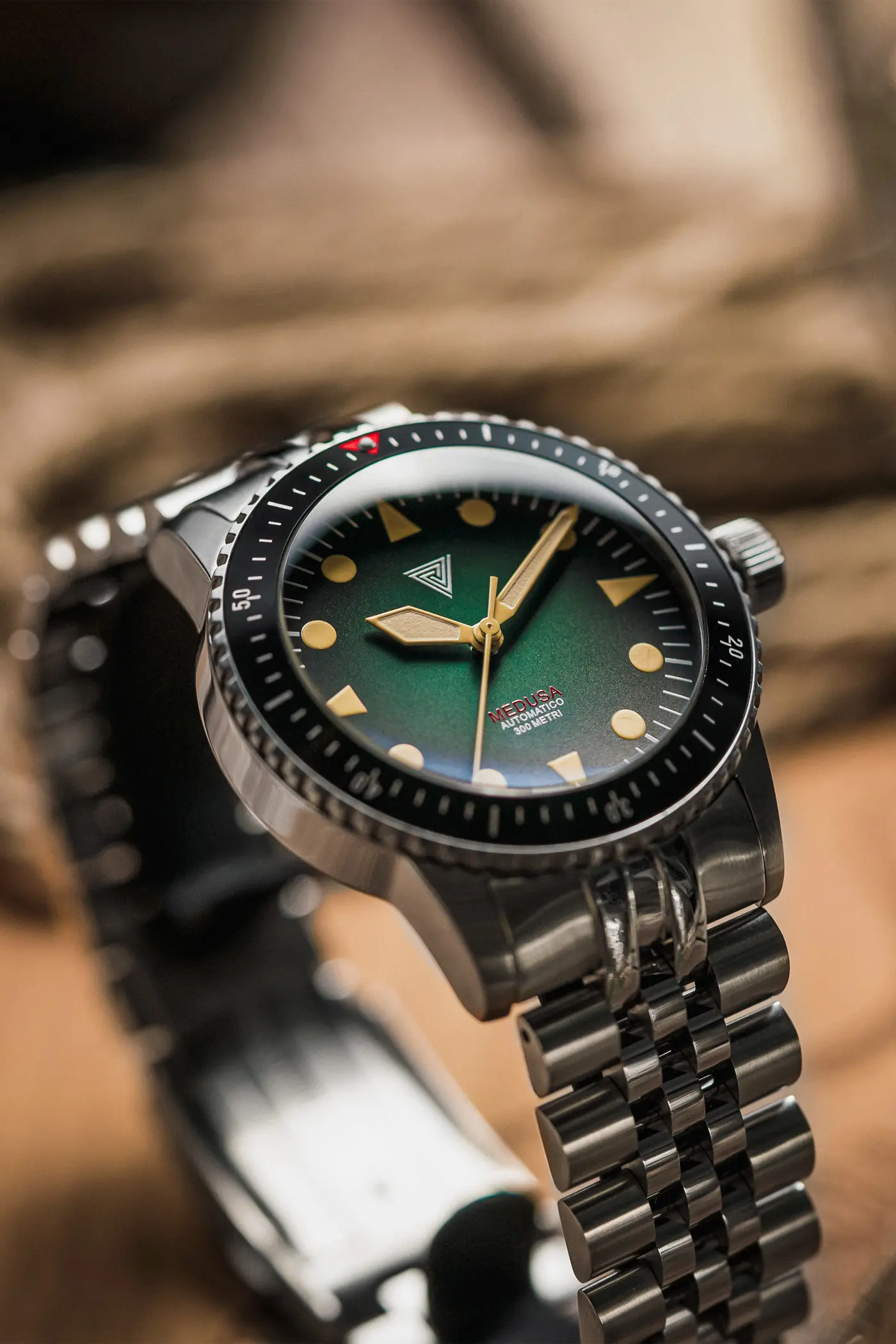 Vertigo Medusa Green