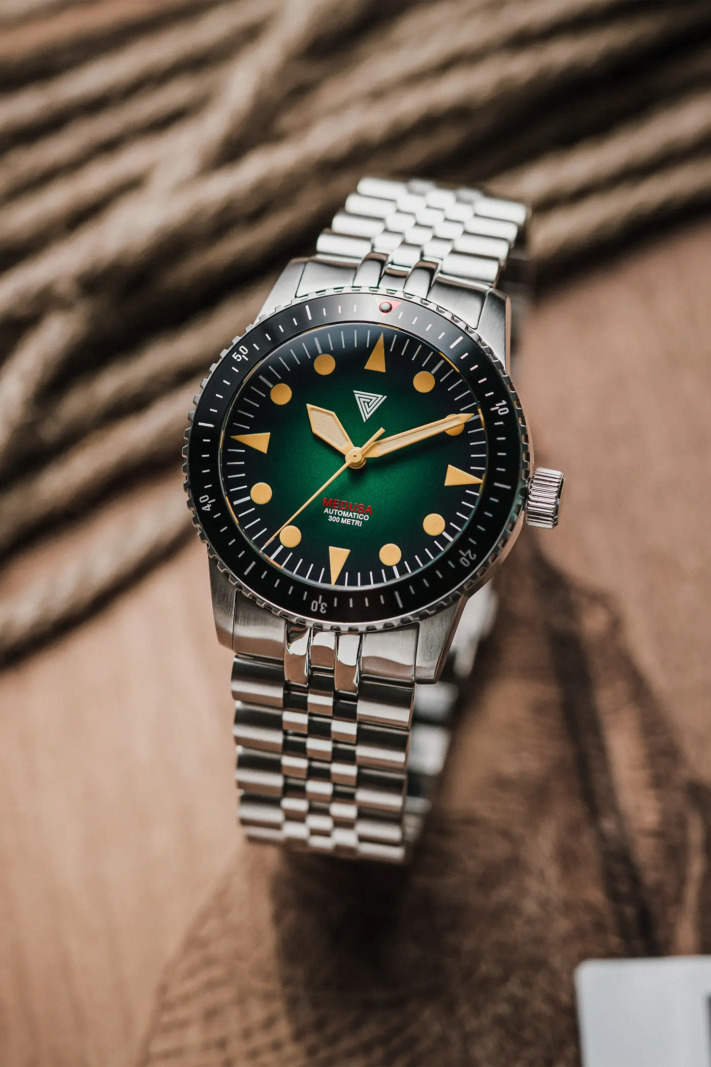 Vertigo Medusa Green