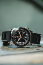 Vertigo Tritone Black